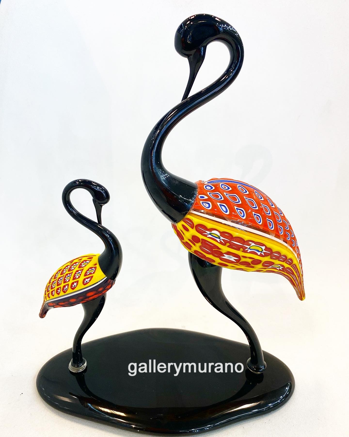 Скульптура на подставке "Flamingo orange"